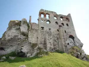 Ogrodzieniec Zamek in Poland