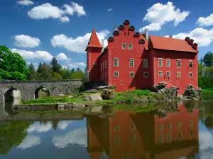 Cervena Lhota near Hradec