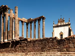 Roman ruins in Evora