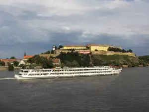Petrovadin in Novi Sad