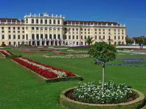 Schonbrunn