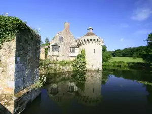 Scotney Castle