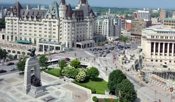 Cahteau Laurier, Ottawa