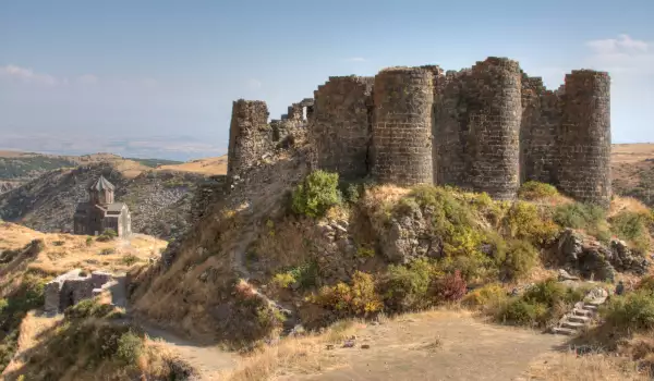 Amberd Fortress