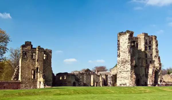 Ashby-de-la-Zouch Castle