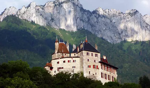 Menthon Saint Bernard Castle