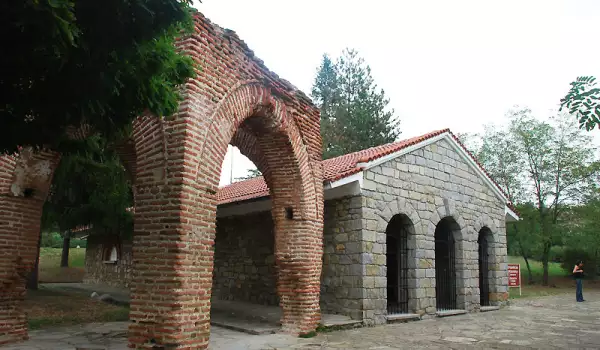 Kazanlak Tomb