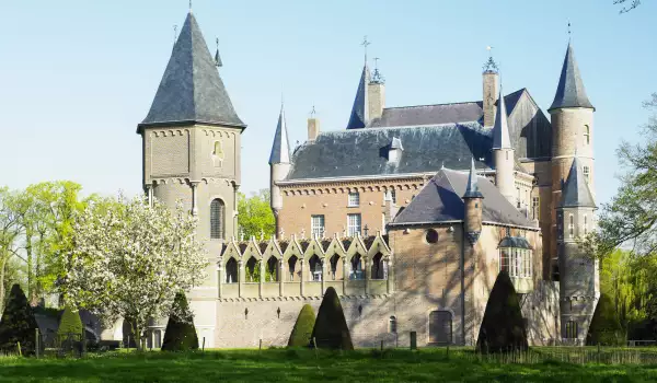 Heeswijk Castle in Holland