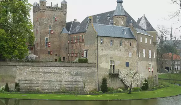 Bergh Castle