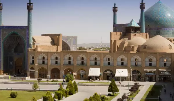 Sheikh Lotfollah Mosque in Isfahan