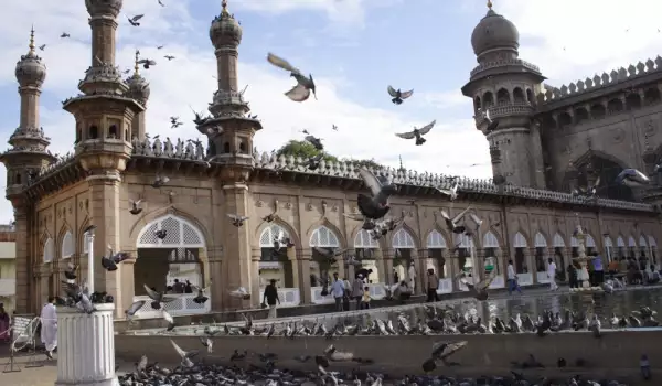 Makkah Masjid in Hyderabad