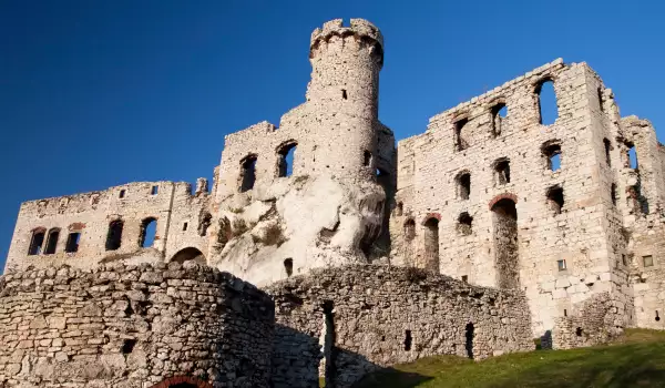 Ogrodzieniec Castle Poland