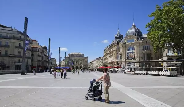 Place de la Comedie in Montpellier