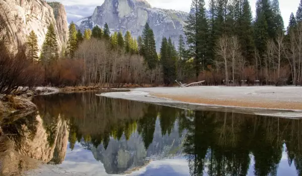 Ostrander Lake in Yosemite National Park